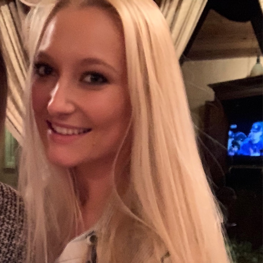 Meet your Posher, Lindsey